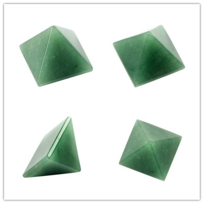 Pyramide en Aventurine verte 40mm