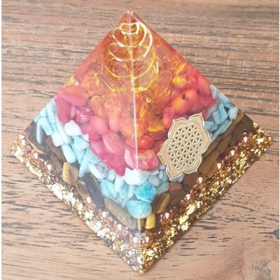 Orgonite Pyramide Chakra Fleur de vie