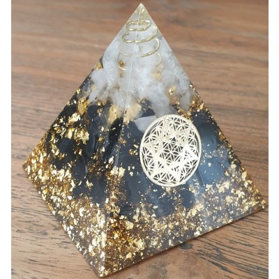 Orgonite Pyramide Ajna Chakra