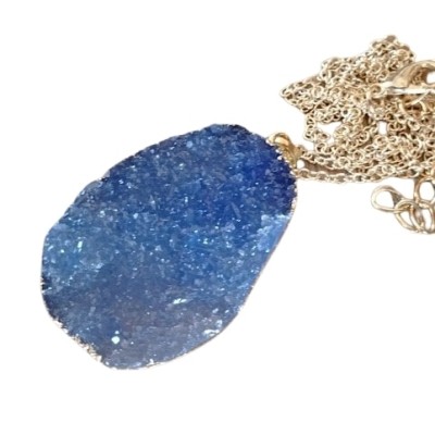 Collier Pendentif Grande Géode en Agate bleue