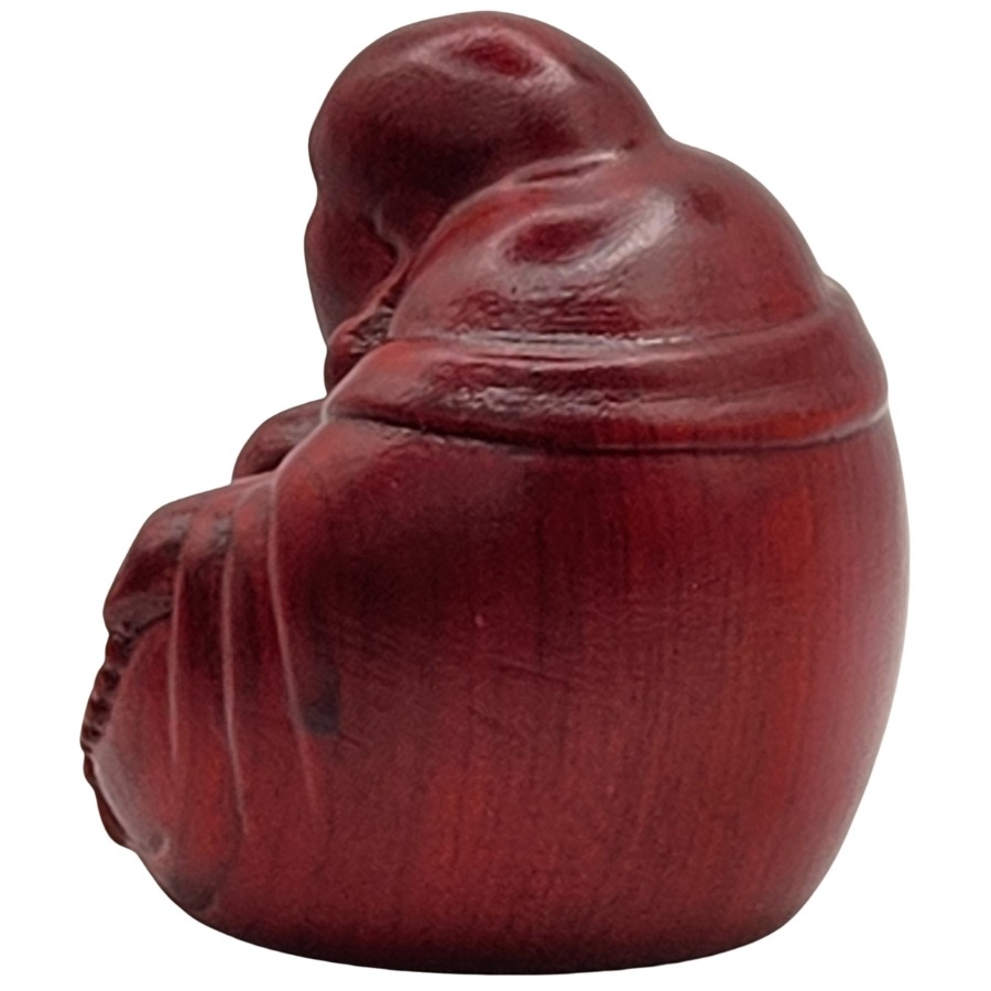 statue bouddha rouge serein en bois feng shui vue arrière