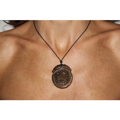 Pendentif Pi Yao en Jade Brun – Image 3