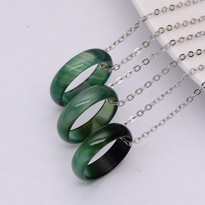 Collier Pendentif Anneau en Agate verte – Image 2