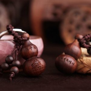 Porte Clés Wu Lou Guan Yin en Acajou