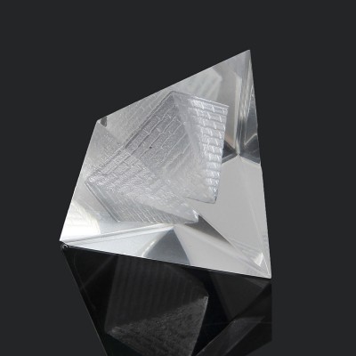 Double Pyramide en Cristal blanc 35mm – Image 3