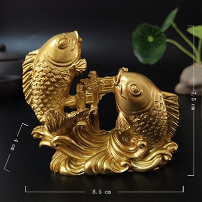 Statue Poissons Carpes passant la Porte du Dragon dorée – Image 3