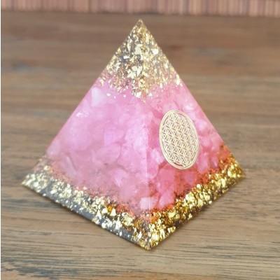 Orgonite Pyramide Anahata Chakra – Image 2