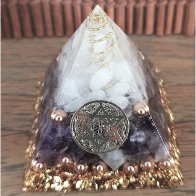 Orgonite Pyramide Sahasrara Chakra – Image 3
