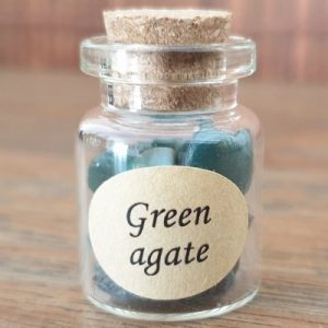 Bouteille Pierres Roulées Agate verte