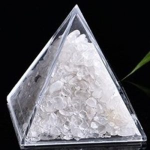 Pyramide Cailloux de Cristal de roche 40mm