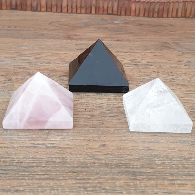 Les 3 Pyramides en Pierres Semi Précieuses 35mm