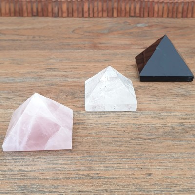 Les 3 Pyramides en Pierres Semi Précieuses 35mm – Image 2