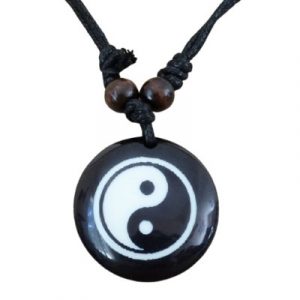 Collier Yin Yang noir et blanc