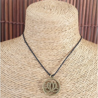 Pendentif Fleur de Lotus de la Santé bronze – Image 2