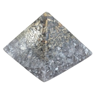 Orgonite Moyenne Pyramide Laiton doré – Image 3
