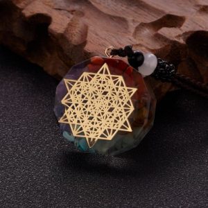 Collier Orgonite Chakras Tétraédre Etoilé