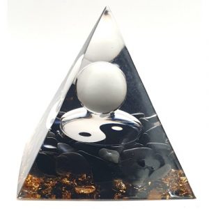 Orgonite Pyramide Yin Yang Tourmaline