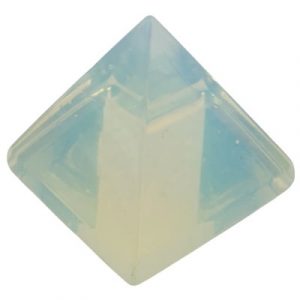 Pyramide en Opaline 30mm