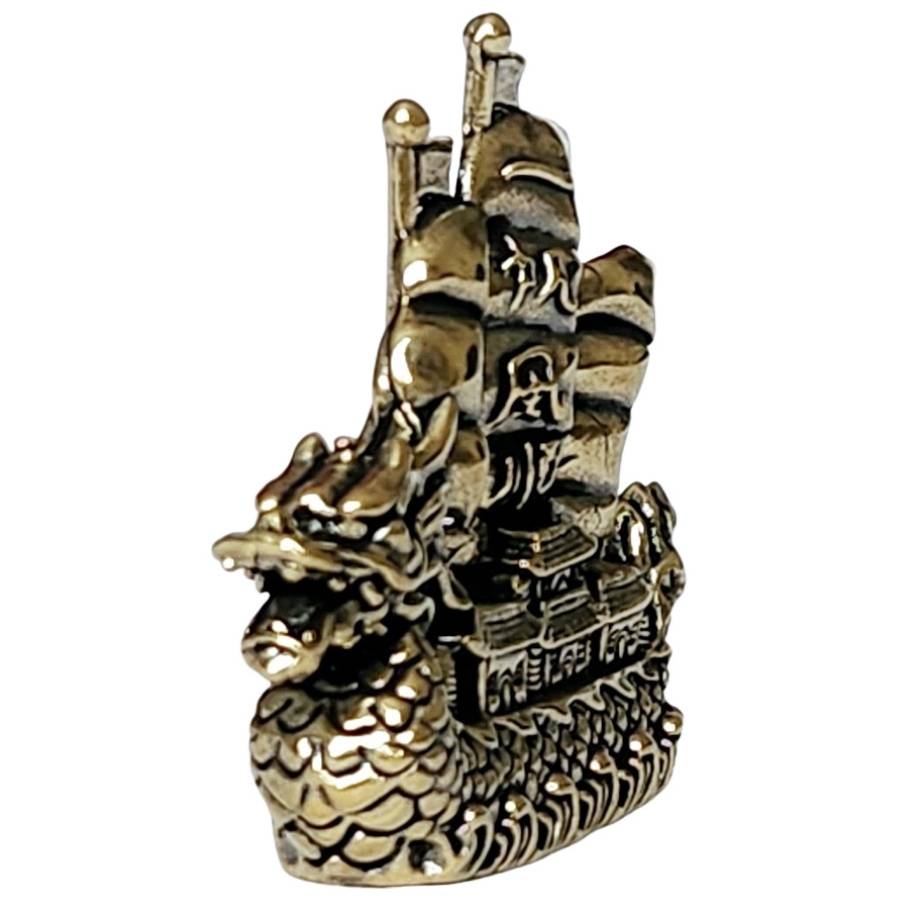 Statue Bateau Dragon Feng Shui – vue latérale
