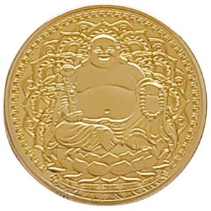 Amulette Bouddha du Bonheur Feng Shui en métal doré représentant le Bouddha Riant assis sur un lotus