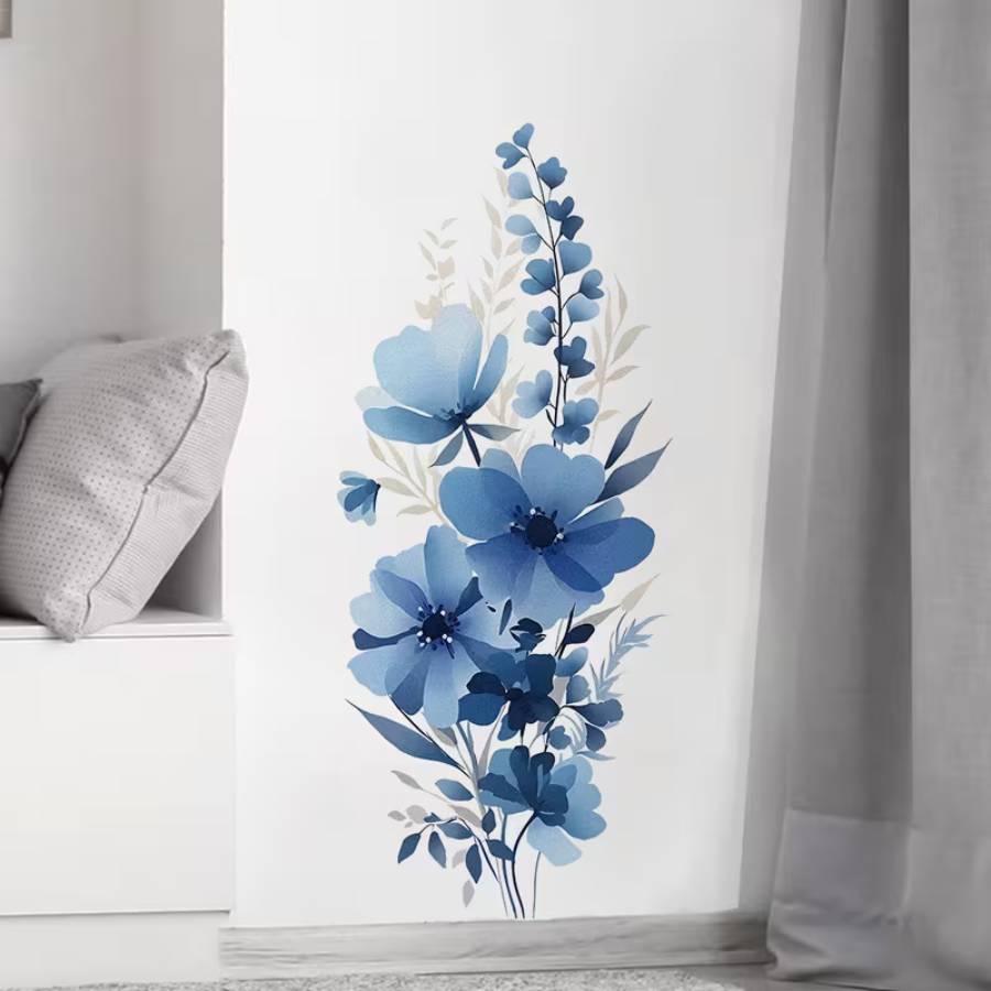 Sticker fleurs bleues Feng Shui installé dans un intérieur moderne