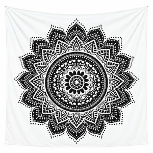 Tenture blanche avec un grand mandala noir complet au centre